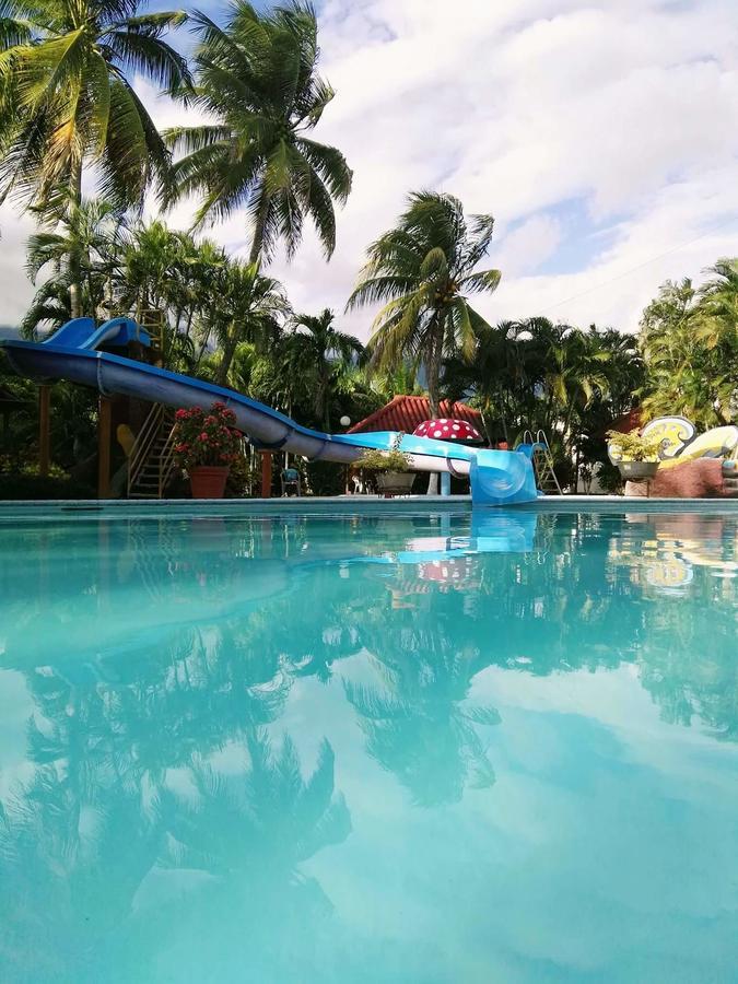 Hotel Santa Cruz Zapaca Eksteriør billede